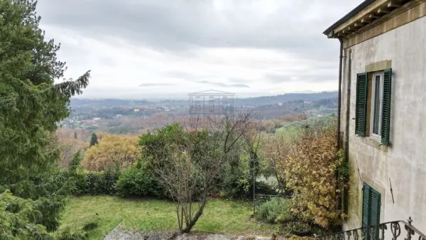 Villa via Sp 1, Lucca