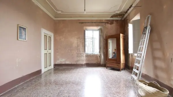 Villa via Sp 1, Lucca