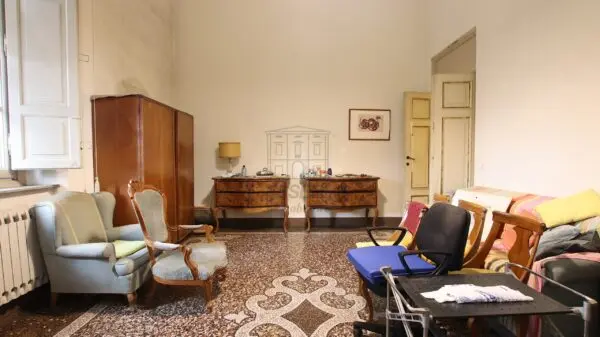 Monolocale viale Giuseppe Giusti 14, Lucca