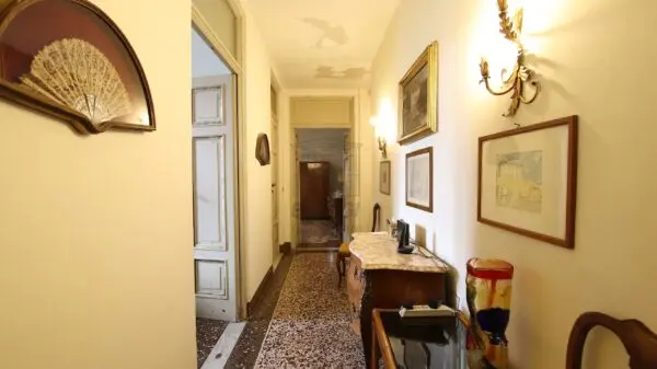 Monolocale viale Giuseppe Giusti 14, Lucca