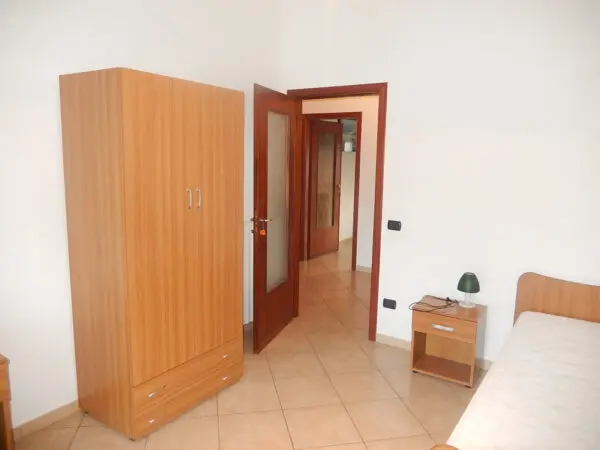 Stanza via Doria Andrea 9, Catanzaro