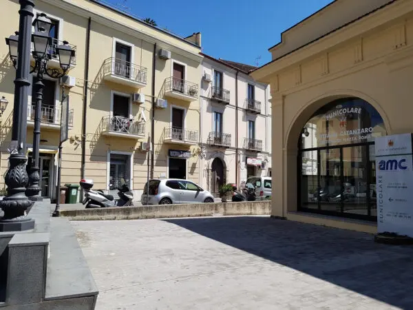 Negozio piazza Roma 53, Catanzaro