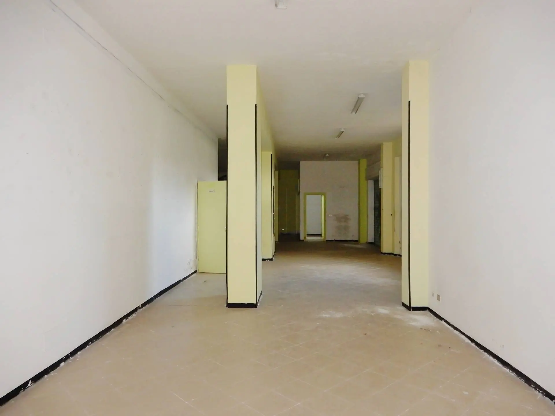 Immagine per Magazzino in affitto a Catanzaro via Schipani 