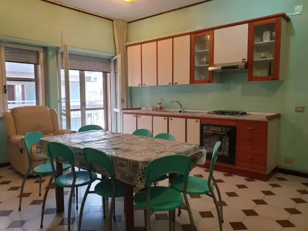 Appartamento via Genova 14, Catanzaro