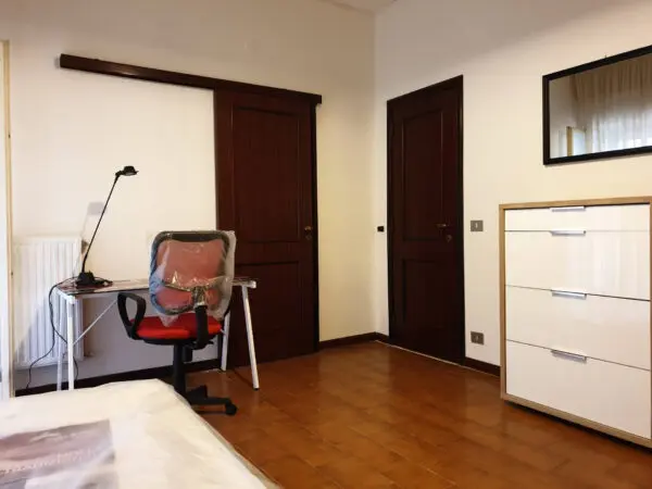 Appartamento via Genova 14, Catanzaro