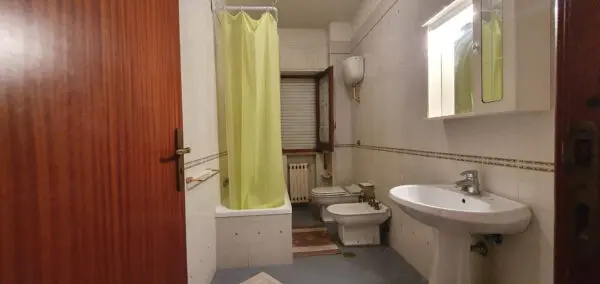 Stanza via Nazionale 32, Catanzaro