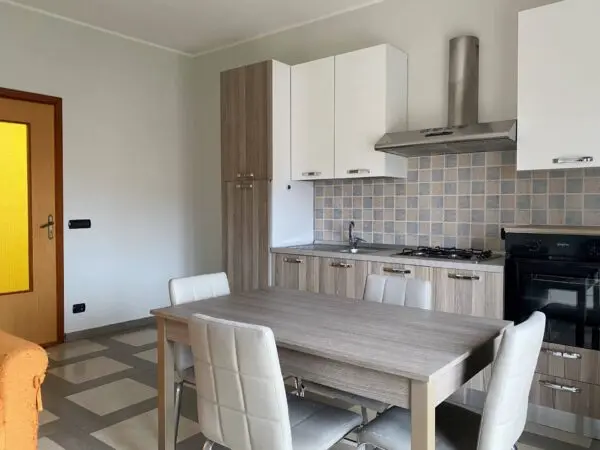 Stanza viale Crotone 8, Catanzaro