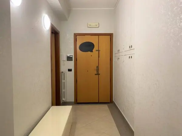 Stanza viale Crotone 8, Catanzaro