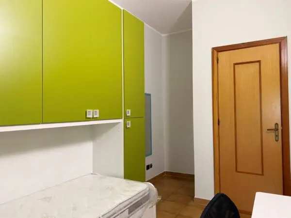 Stanza viale Crotone 8, Catanzaro