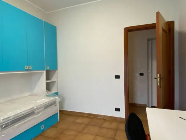 Stanza viale Crotone 8, Catanzaro