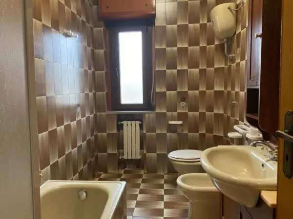 Stanza viale Crotone 8, Catanzaro