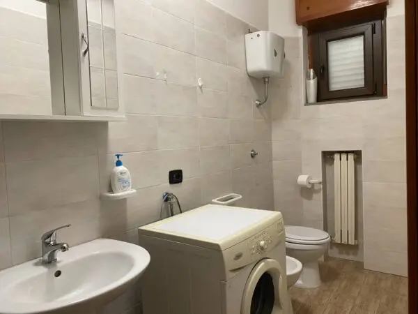 Stanza viale Crotone 8, Catanzaro