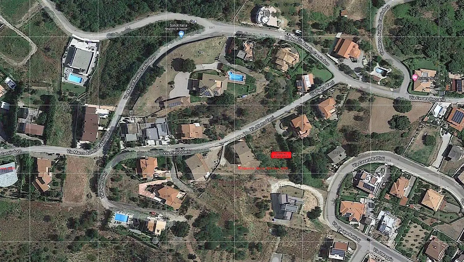Immagine per Terreno Edificabile in vendita a Torre di Ruggiero Via Pietro Verri 