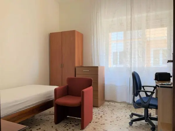 Stanza via Francesco Crispi, Catanzaro