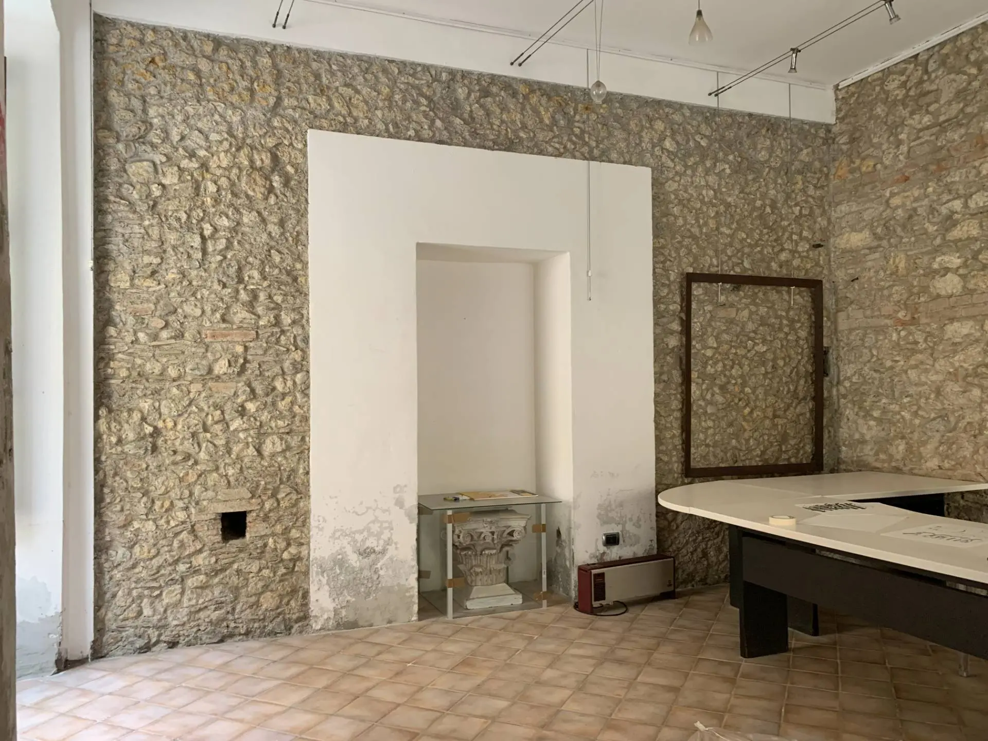 Immagine per Negozio in affitto a Catanzaro via Santa Maria del Mezzogiorno 