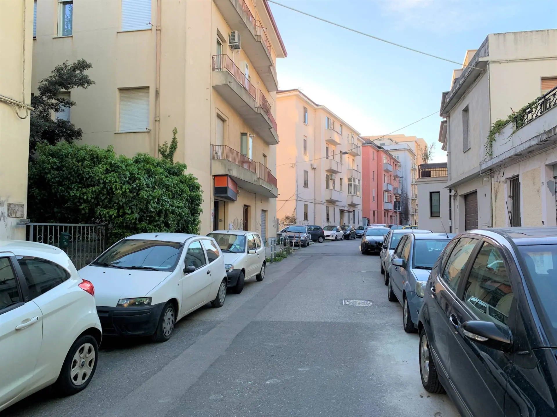 Immagine per Negozio in affitto a Catanzaro via Ambrosio 