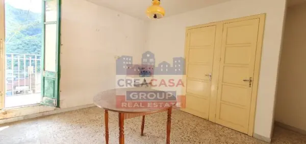Casa Indipendente via Fabio Filzi, Graniti