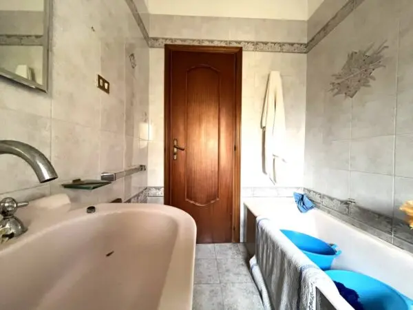 Stanza via Fiume 45, Catanzaro