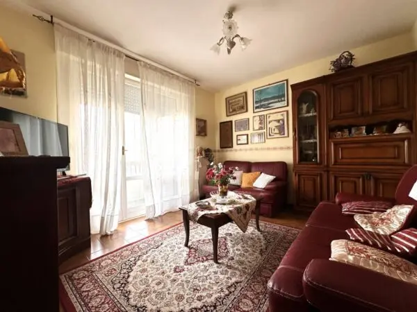 Appartamento via Bezzecca 1/b, Catanzaro