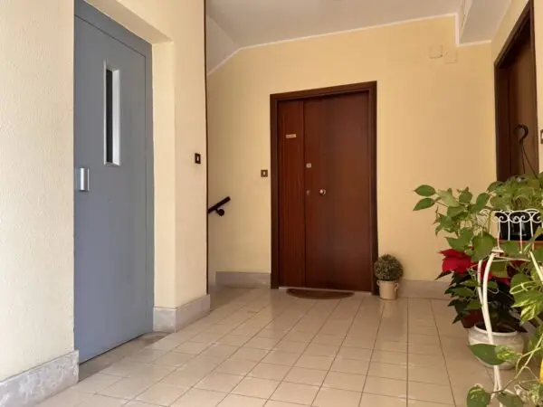 Appartamento via Bezzecca 1/b, Catanzaro