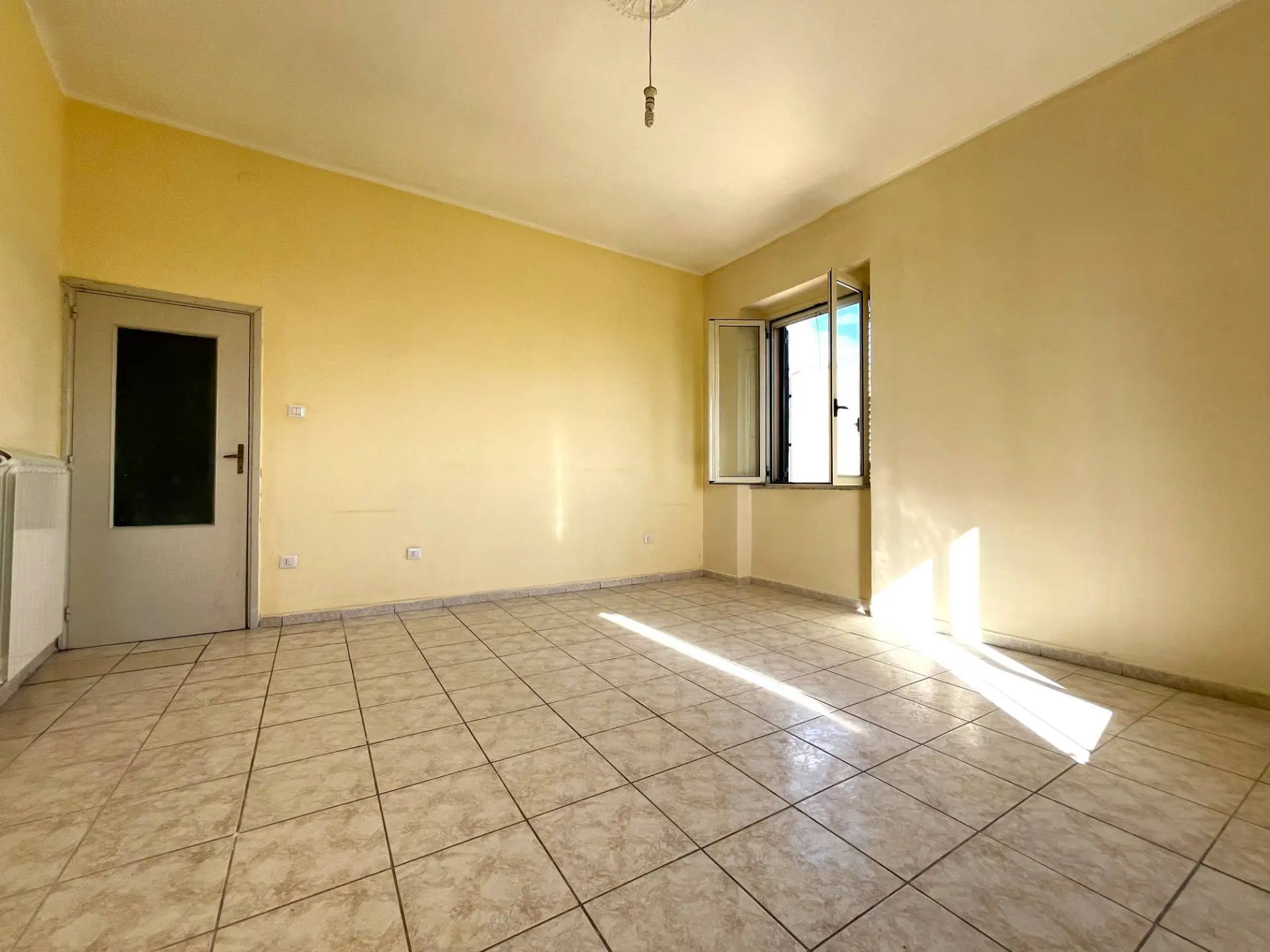 Immagine per Appartamento in affitto a Catanzaro via Francesco Cilea 