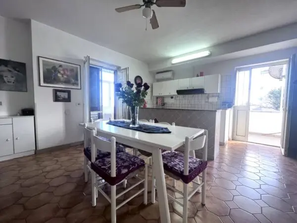 Appartamento via Eugenio Montale 47, Torre Di Ruggiero
