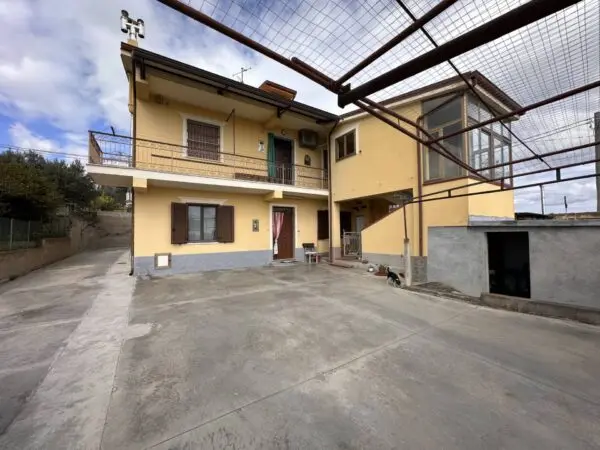Casa Indipendente via Contrada Roccani, Zagarise