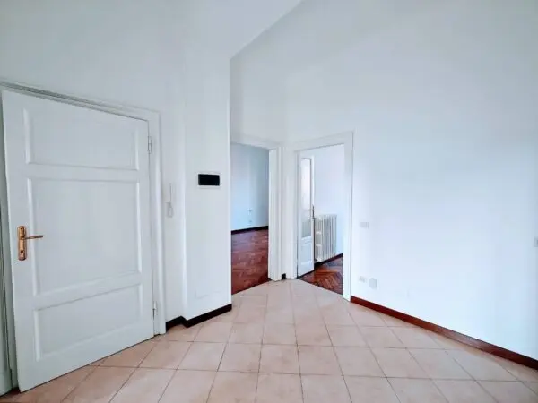 Appartamento via Spartaco 8, Milano