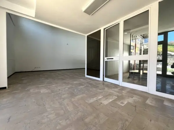 Negozio viale Lucrezia Della Valle 44, Catanzaro