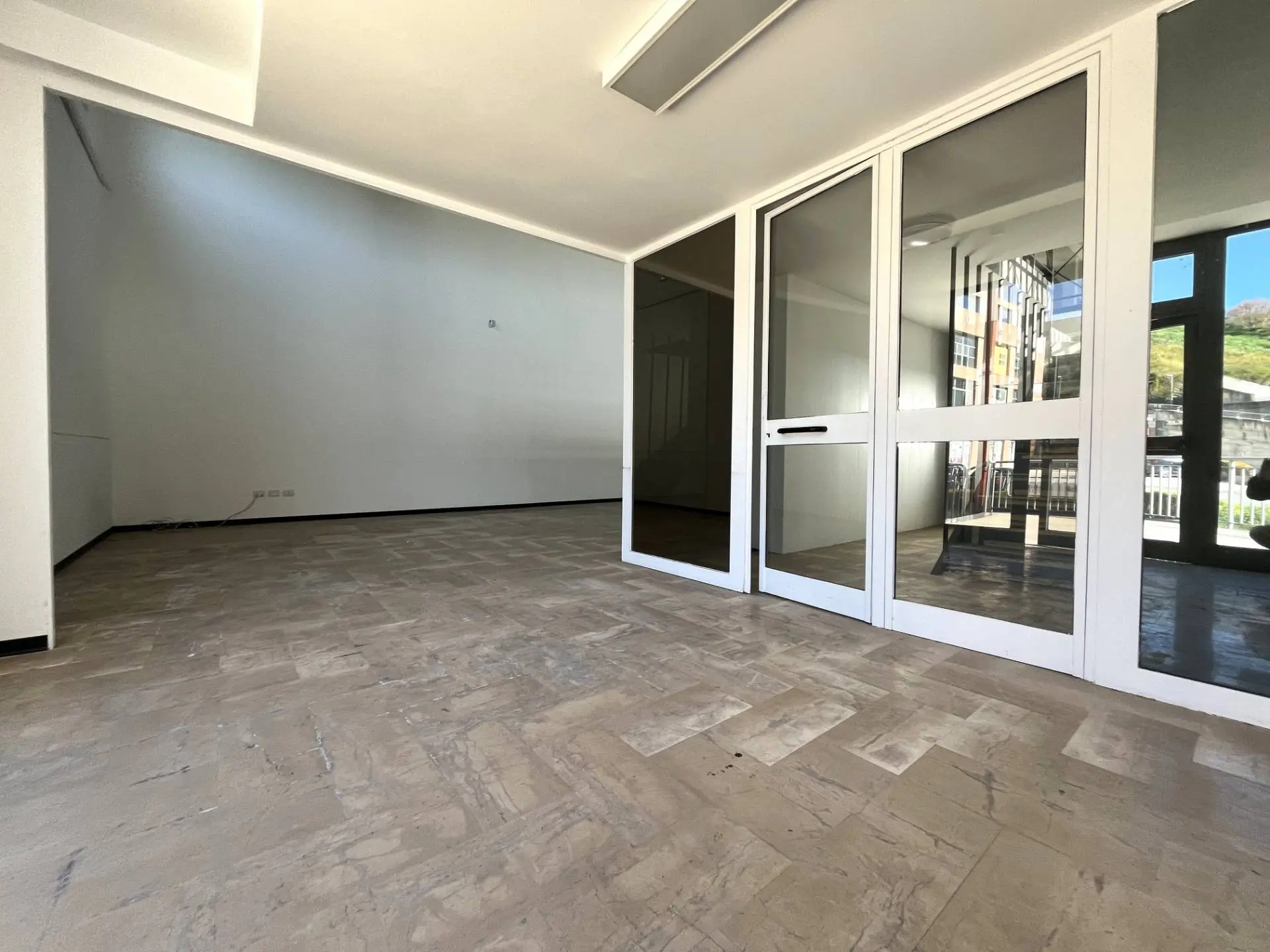 Immagine per Negozio in affitto a Catanzaro viale Lucrezia della Valle 44