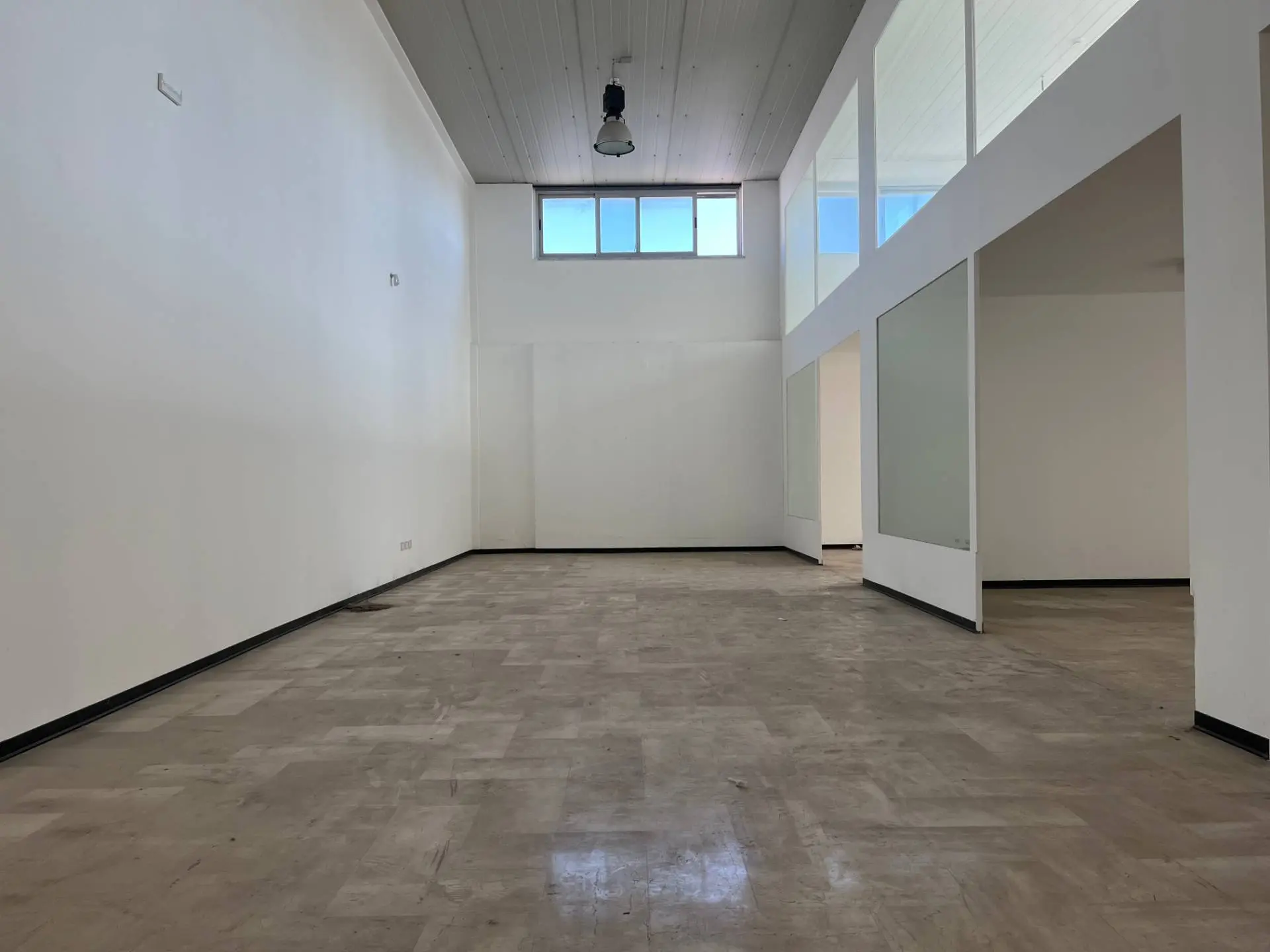 Immagine per Negozio in affitto a Catanzaro viale Lucrezia della Valle 44