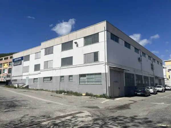 Magazzino viale Lucrezia Della Valle, Catanzaro