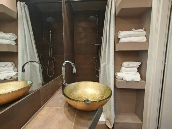 Appartamento via Luigi Ornato 44, Milano