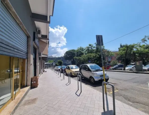 Negozio viale Dei Bizantini 37, Catanzaro