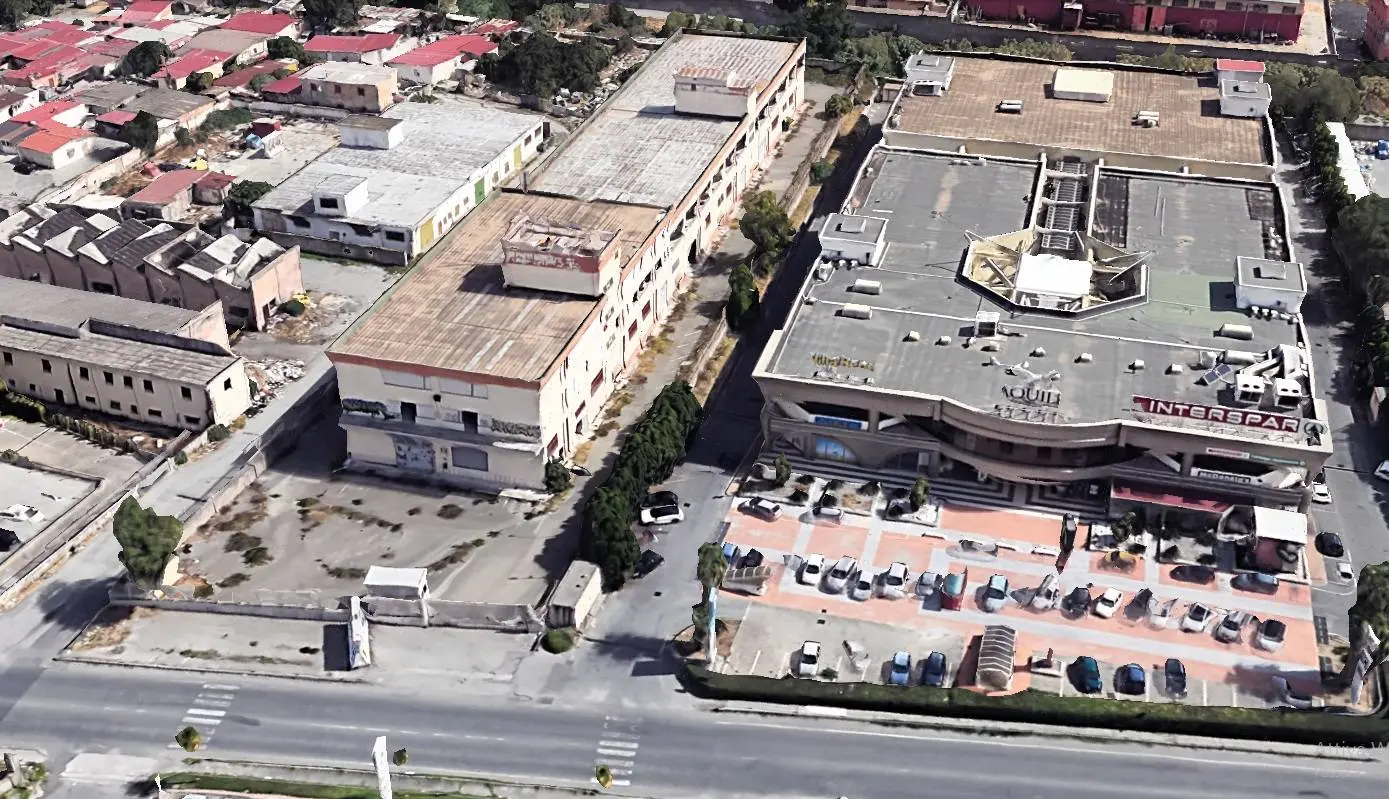Immagine per Stabile/Palazzo in vendita a Catanzaro viale Lucrezia della Valle 56