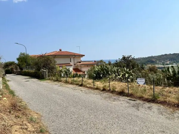 Terreno Edificabile via Pietro Verri, Torre Di Ruggiero