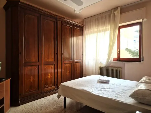 Stanza via Antonio Forni 19, Catanzaro