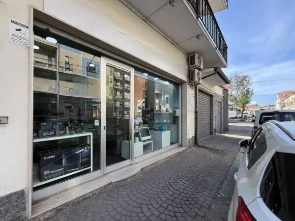 Negozio via Torrazzo 35, Catanzaro