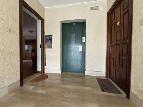 Appartamento via Teano 65, Catanzaro