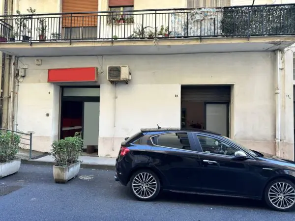 Negozio via Vibo Valentia 11, Catanzaro