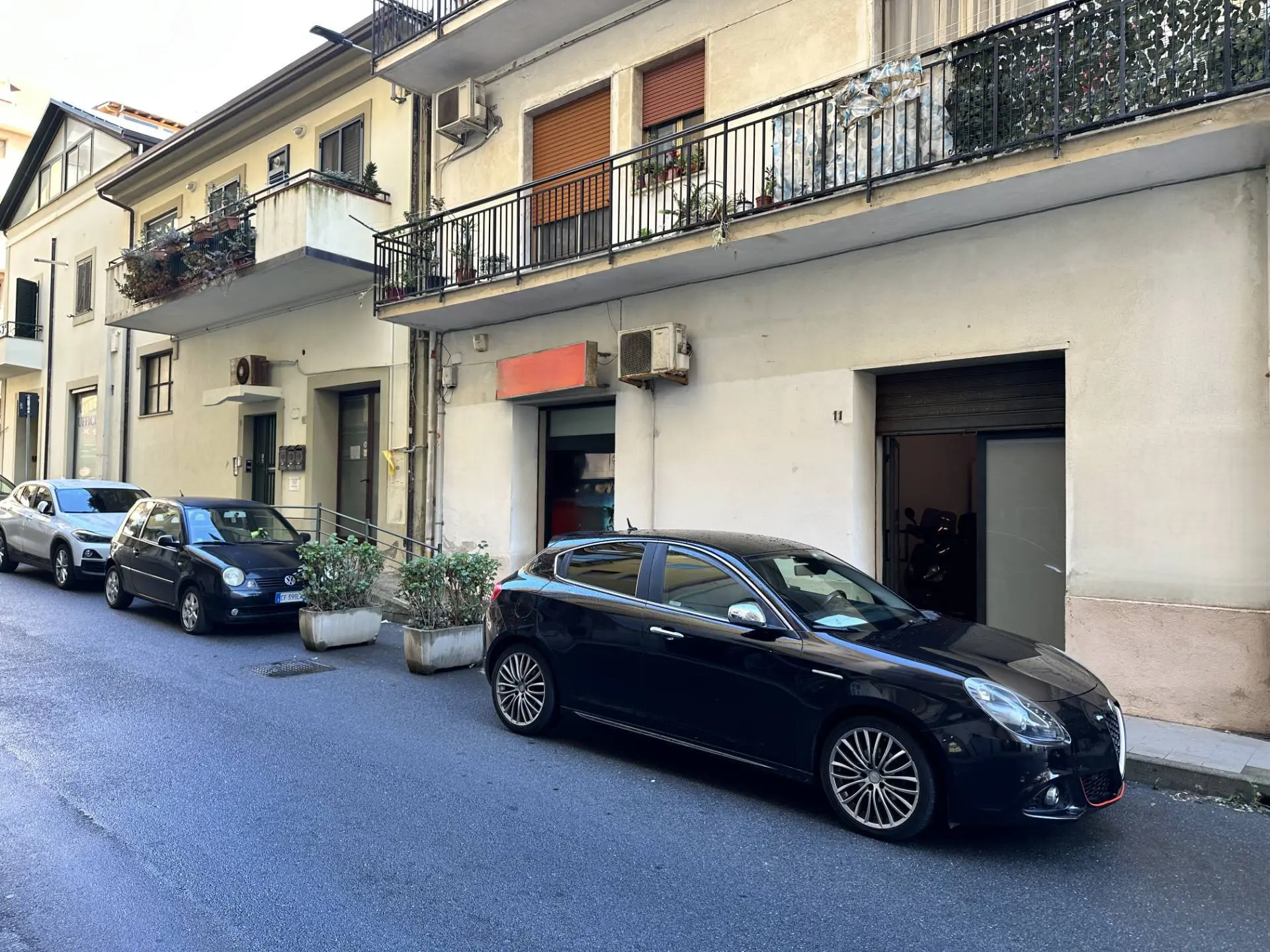 Immagine per Negozio in vendita a Catanzaro Via Vibo Valentia 11