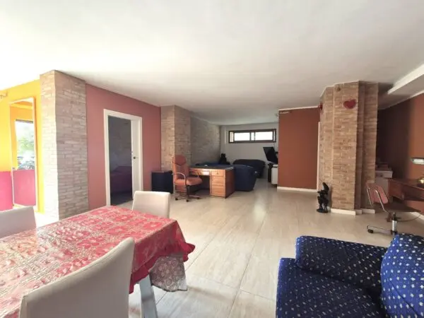 Stanza via Dei Conti Falluc 84, Catanzaro