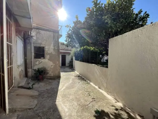 Negozio via Vincenzo De Grazia 40, Catanzaro