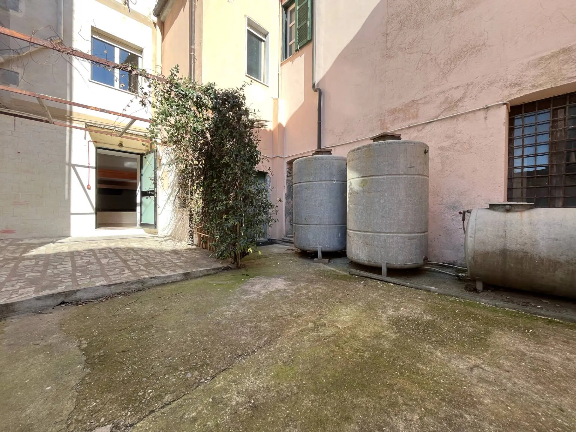 Immagine per Negozio in vendita a Catanzaro Via Vincenzo De Grazia 40