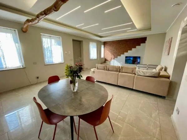 Villa via, Alessandria