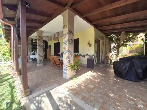 Villa via Ulisse 102, Catanzaro