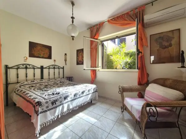 Villa via Ulisse 102, Catanzaro