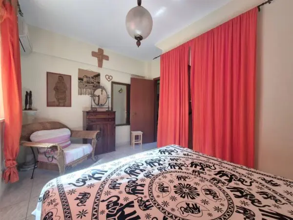 Villa via Ulisse 102, Catanzaro
