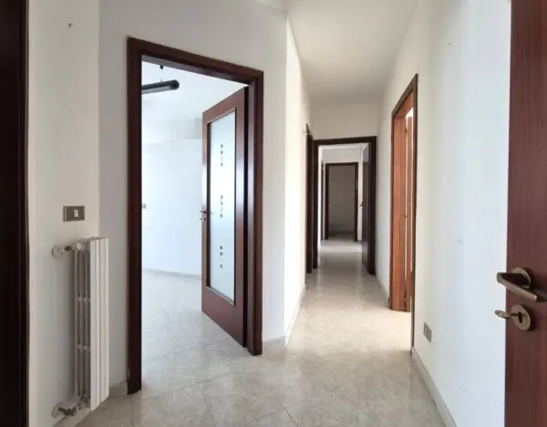 Appartamento via Brigata Catanzaro 12, Catanzaro
