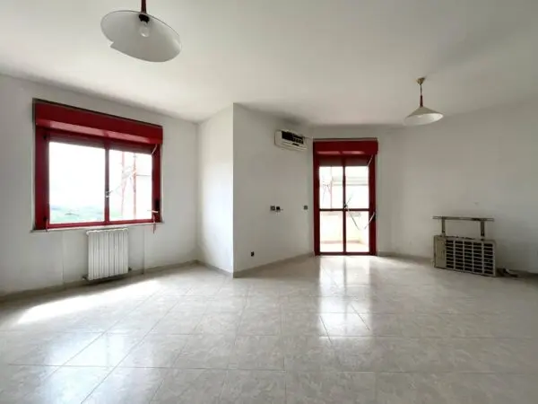 Appartamento via Brigata Catanzaro 12, Catanzaro
